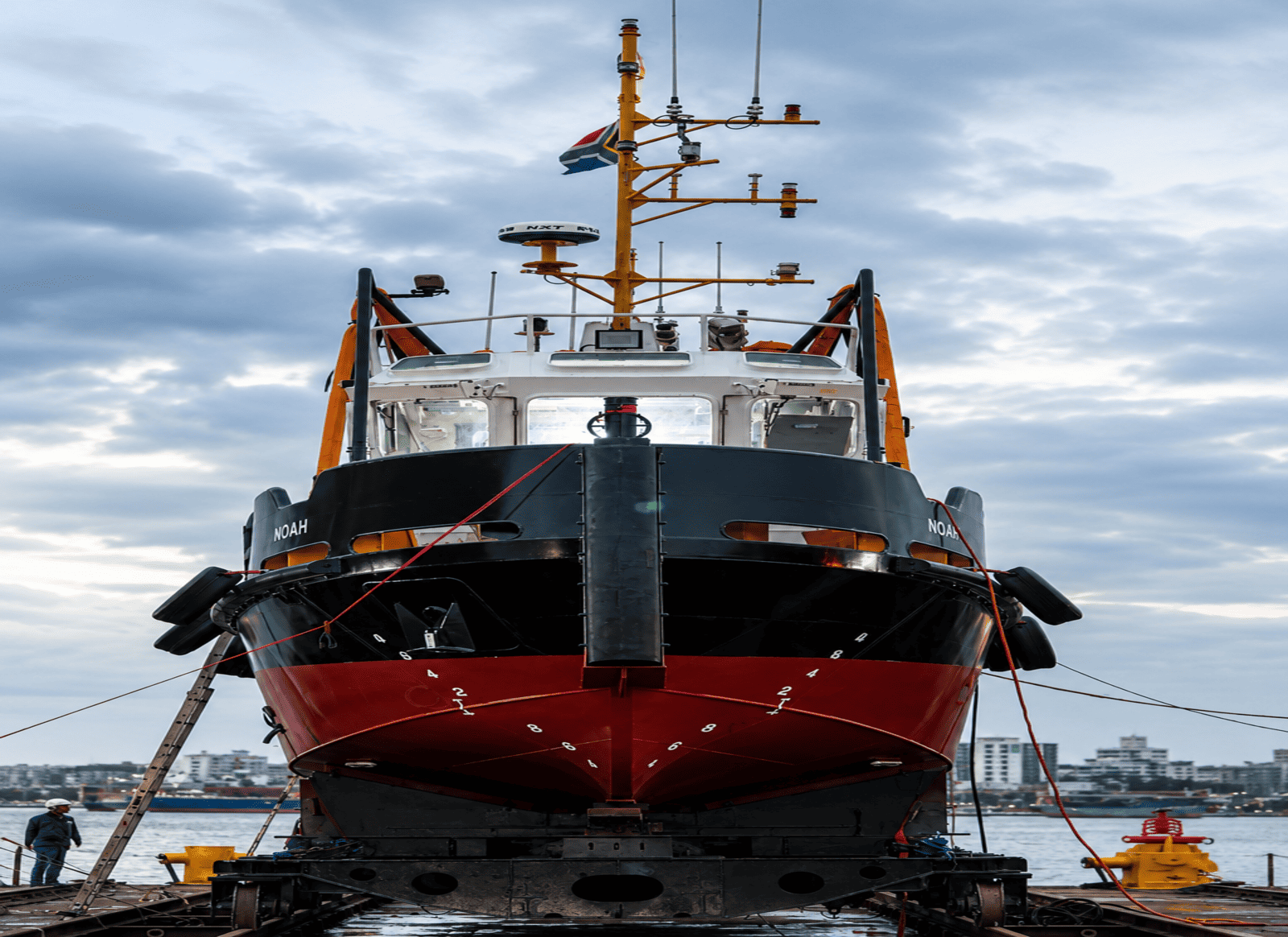 13 m Workboat